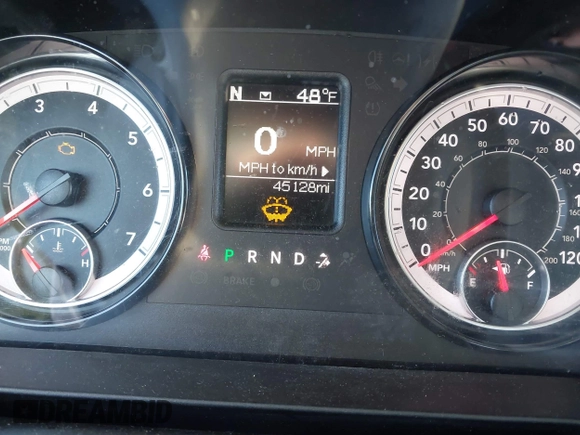 2023 Ram 1500 Tradesman z VIN 1C6RR6FG0PS522900, wystawiony jako IAAI lot #41573571 z przebiegiem 45 128 mil mil oraz . Historia ofert i sprzedaży dostępna na DreamBid. Obrazek 7.