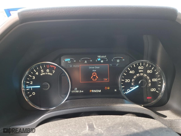 2018 Ford F-150 XL with VIN 1FTEW1EG6JKD04164, listed as a Copart auction lot 49287685 with 171,781 mi miles and Clean Title. Bid and sale history available at carsss.com. Image 9.