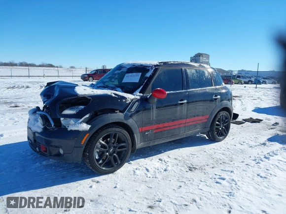 2011 MINI Countryman S with VIN WMWZC5C50BWL55234, listed as a IAAI auction lot 41323339 with 134,709 mi miles and . Bid and sale history available at DreamBid. Image 18.