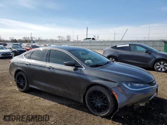 2015 Chrysler 200 C z VIN 1C3CCCEG7FN557063, wystawiony jako Copart lot #50278025 z przebiegiem 146 749 mil mil oraz Szkody całkowita. Historia ofert i sprzedaży dostępna na DreamBid. Obrazek 4.