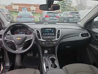 2018 Chevrolet Equinox LT with VIN 2GNAXSEV1J6103315, listed as a Copart auction lot 53917715 with 106,200 mi miles and Clean Title. Bid and sale history available at carsss.com. Image 9.