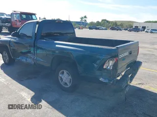 1998 Dodge Dakota SLT with VIN 1B7FL26X2WS685844, listed as a IAAI auction lot 41857719 with Not Provided miles and . Bid and sale history available at carsss.com. Image 3.