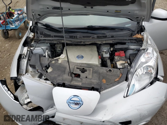 2016 Nissan LEAF S with VIN 1N4AZ0CPXGC300632, listed as a Copart auction lot 73519553 with 71,086 mi miles. Bid and sale history available at carsss.com. Image 11.