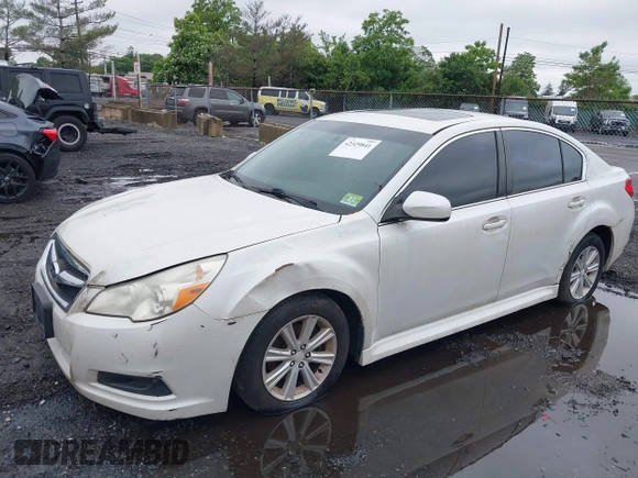2010 Subaru Legacy Premium All-Weather Anniversary z VIN 4S3BMBG64A3242633, wystawiony jako IAAI lot #42329841 z przebiegiem 230 738 mil mil oraz . Historia ofert i sprzedaży dostępna na DreamBid. Obrazek 2.