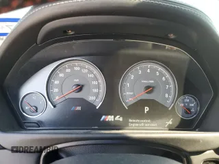 2018 BMW M4 with VIN WBS4Y9C5XJAA92487, listed as a Copart auction lot 68192164 with Not Provided miles and Salvage Title. Bid and sale history available at carsss.com. Image 9.