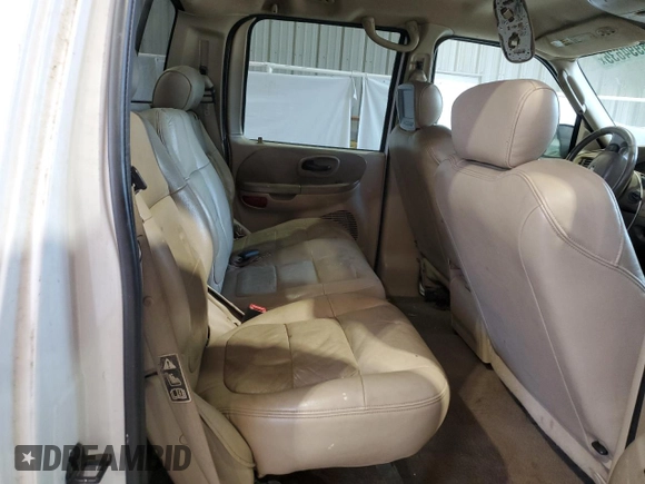 2003 Ford F-150 XLT with VIN 1FTRW08L43KA17610, listed as a Copart auction lot 48994635 with 257,608 mi miles and Clean Title. Bid and sale history available at carsss.com. Image 10.