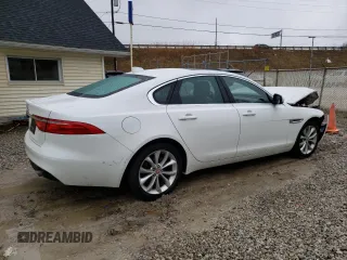 2018 Jaguar XF 25t Premium with VIN SAJBJ4FX7JCY69293, listed as a Copart auction lot 45452543 with 27,380 mi miles. Bid and sale history available at carsss.com. Image 3.