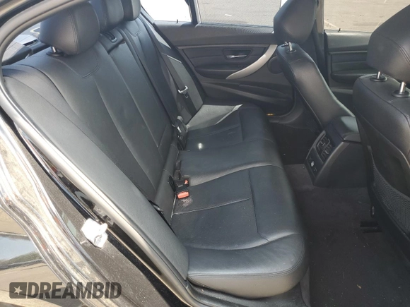 2013 BMW 3 Series 328i xDrive with VIN WBA3B5G56DNS05446, listed as a Copart auction lot 61979475 with 102,674 mi miles and Salvage title. Bid and sale history available at DreamBid. Image 10.