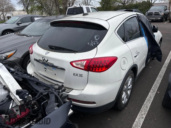 2010 Infiniti EX Journey с VIN JN1AJ0HP8AM702597, выставлен на аукционе Copart как лот 50434445 с пробегом 121 155 миль миль и Чистый • Clean title. История ставок и продаж доступна на DreamBid. Изображение 3.