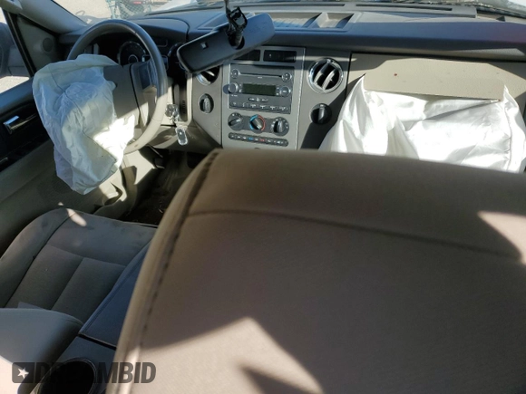 2010 Ford Expedition SSV with VIN 1FMJU1G58AEB57081, listed as a Copart auction lot 84215974 with Not provided miles and Salvage title. Bid and sale history available at DreamBid. Image 8.
