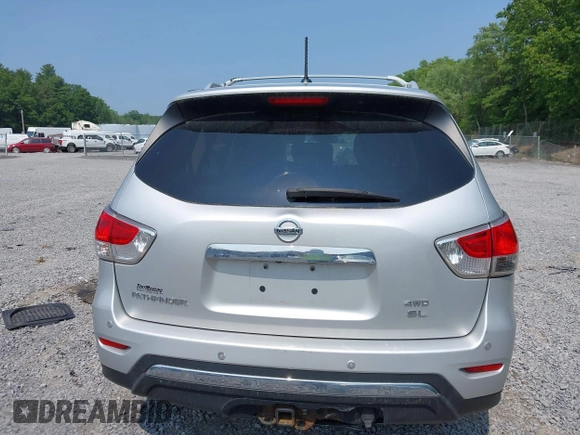 2013 Nissan Pathfinder SV with VIN 5N1AR2MMXDC609048, listed as a IAAI auction lot 42494071 with 124,723 mi miles and . Bid and sale history available at DreamBid. Image 15.