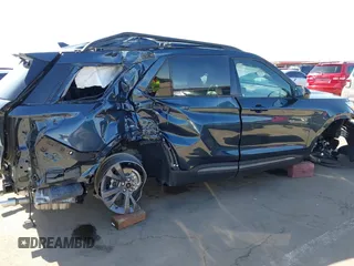 2024 Ford Explorer XLT z VIN 1FMSK8DH5RGA78937, wystawiony jako IAAI lot #41998290 z przebiegiem 10 000 mil mil oraz . Historia ofert i sprzedaży dostępna na DreamBid. Obrazek 6.