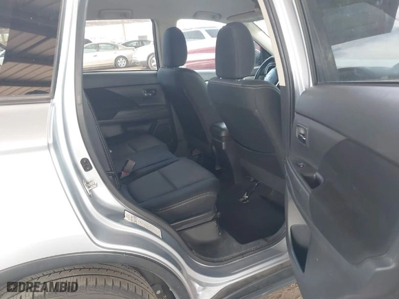 2016 Mitsubishi Outlander SE with VIN JA4AD3A31GZ004321, listed as a IAAI auction lot 41959724 with 157,352 mi miles. Bid and sale history available at carsss.com. Image 8.
