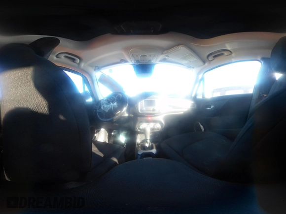 2017 Jeep Renegade Latitude with VIN ZACCJABBXHPE71416, listed as a IAAI auction lot 41207701 with Not Provided miles. Bid and sale history available at carsss.com. Image 19.