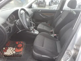 2004 Volkswagen Jetta GL z VIN 3VWRK69M54M030184, wystawiony jako Copart lot #77764124 z przebiegiem 97 634 mil mil oraz Szkoda całkowita • Salvage title. Historia ofert i sprzedaży dostępna na DreamBid. Obrazek 7.