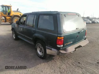 1996 Ford Explorer XL с VIN 1FMDU32X0TUA49001, выставлен на аукционе IAAI как лот 38337715 с пробегом 240 331 миль миль и . История ставок и продаж доступна на DreamBid. Изображение 3.