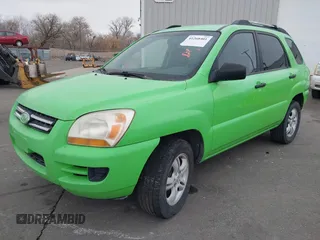 2008 Kia Sportage LX with VIN KNDJE723287471835, listed as a IAAI auction lot 41268401 with 200,404 mi miles and . Bid and sale history available at DreamBid. Image 2.
