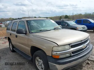 2006 Chevrolet Tahoe LS with VIN 1GNEC13V96J138205, listed as a IAAI auction lot 41746874 with 303,126 mi miles. Bid and sale history available at carsss.com. Image 1.