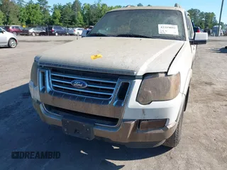 2008 Ford Explorer Eddie Bauer z VIN 1FMEU74E68UA27261, wystawiony jako IAAI lot #42319092 z przebiegiem 226 551 mil mil oraz . Historia ofert i sprzedaży dostępna na DreamBid. Obrazek 6.