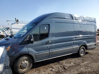 2019 Ford Transit with VIN 1FTYR3XM3KKB17677, listed as a Copart auction lot 52404295 with 181,042 mi miles and Clean Title. Bid and sale history available at carsss.com. Image 1.