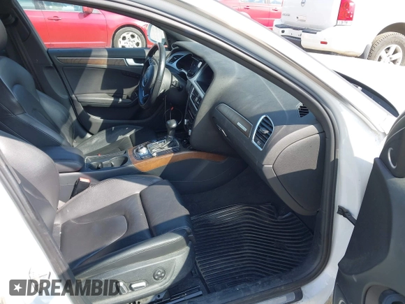 2016 Audi allroad A4 Premium Plus z VIN WA1UFAFL1GA010526, wystawiony jako IAAI lot #42482193 z przebiegiem 143 517 mil mil oraz . Historia ofert i sprzedaży dostępna na DreamBid. Obrazek 5.