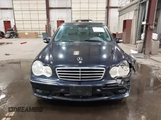 2007 Mercedes-Benz C 230 Sport с VIN WDBRF52H97F930409, выставлен на аукционе IAAI как лот 42504108 с пробегом 124 944 миль миль и . История ставок и продаж доступна на DreamBid. Изображение 12.