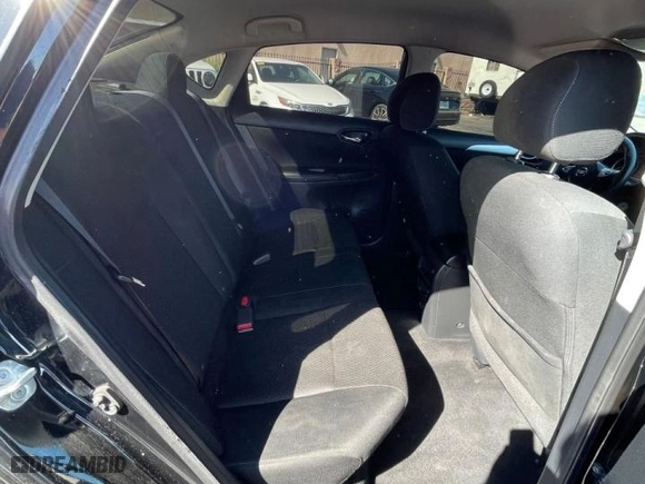 2019 Nissan Sentra SV with VIN 3N1AB7AP2KY255070, listed as a Copart auction lot 52458585 with 101,895 mi miles and Clean Title. Bid and sale history available at carsss.com. Image 6.