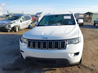 2018 Jeep Grand Cherokee Laredo E with VIN 1C4RJFAG0JC298441, listed as a IAAI auction lot 41748555 with 144,606 mi miles. Bid and sale history available at carsss.com. Image 12.