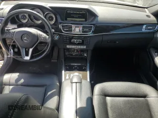 2014 Mercedes-Benz E 350 Luxury z VIN WDDHF8JB4EA832139, wystawiony jako Copart lot #56760205 z przebiegiem 98 396 mil mil oraz Szkoda całkowita • Salvage title. Historia ofert i sprzedaży dostępna na DreamBid. Obrazek 8.