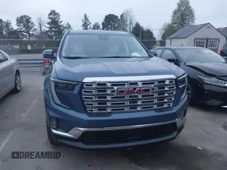 2024 GMC Acadia FWD Denali z VIN 1GKENLKS7RJ190012, wystawiony jako IAAI lot #41907629 z przebiegiem 9 918 mil mil oraz . Historia ofert i sprzedaży dostępna na DreamBid. Obrazek 12.