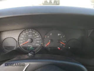 2004 Dodge Neon SE z VIN 1B3ES26C44D584691, wystawiony jako Copart lot #45566825 z przebiegiem 210 523 mil mil oraz Czysty tytuł • Clean title. Historia ofert i sprzedaży dostępna na DreamBid. Obrazek 9.