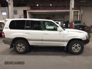 2006 Toyota Land Cruiser with VIN JTEHT05J562097054, listed as a IAAI auction lot 41539648 with 286,946 mi miles. Bid and sale history available at carsss.com. Image 13.