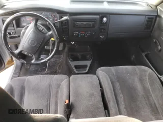 2002 Dodge Dakota z VIN 1B7GG42X22S511194, wystawiony jako Copart lot #42983195 z przebiegiem 131 808 mil mil oraz Szkoda całkowita • Salvage title. Historia ofert i sprzedaży dostępna na DreamBid. Obrazek 8.