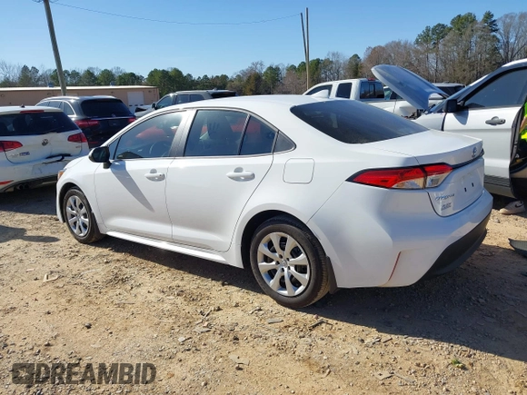 2025 Toyota Corolla LE with VIN 5YFB4MDE9SP238576, listed as a IAAI auction lot 41780180 with 4,366 mi miles. Bid and sale history available at carsss.com. Image 3.
