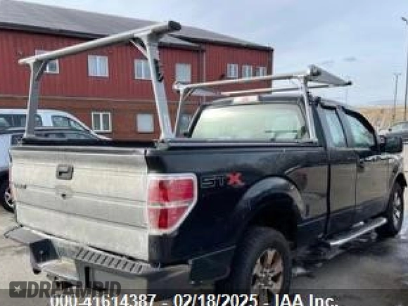 2013 Ford F-150 XL z VIN 1FTFX1EF3DFA70846, wystawiony jako IAAI lot #41614387 z przebiegiem 138 181 mil mil oraz . Historia ofert i sprzedaży dostępna na DreamBid. Obrazek 4.