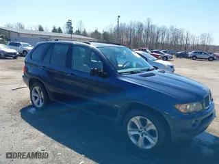 2004 BMW X5 3.0i with VIN 5UXFA13554LU38245, listed as a IAAI auction lot 41760850 with 195,115 mi miles. Bid and sale history available at carsss.com. Image 1.