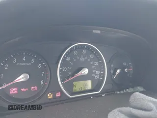 2006 Hyundai Sonata GLS z VIN KMHEU46C06A091417, wystawiony jako IAAI lot #42364241 z przebiegiem 131 054 mil mil oraz . Historia ofert i sprzedaży dostępna na DreamBid. Obrazek 7.