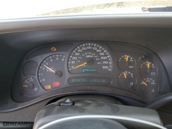 2005 Chevrolet Silverado 2500HD LS with VIN 1GCHK23U75F846024, listed as a Copart auction lot 51703895 with 152,617 mi miles and Clean Title. Bid and sale history available at carsss.com. Image 9.