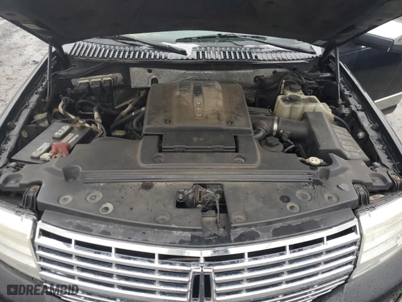 2010 Lincoln Navigator with VIN 5LMJJ2J5XAEJ06153, listed as a Copart auction lot 44912505 with 248,677 mi miles and Clean Title. Bid and sale history available at carsss.com. Image 12.