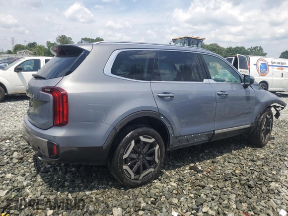2025 Kia Telluride S with VIN 5XYP64GC2SG623010, listed as a Copart auction lot 60828725 with Not provided miles and Non repairable. Bid and sale history available at DreamBid. Image 3.