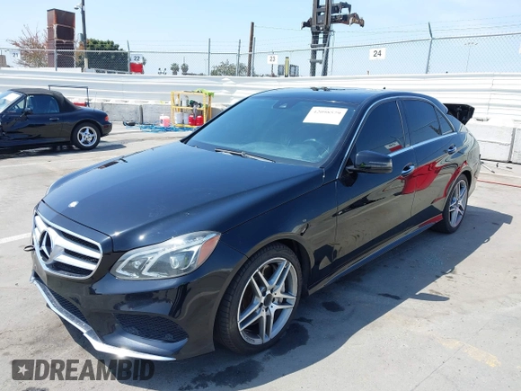 2014 Mercedes-Benz E 550 Sport with VIN WDDHF9BB3EA853780, listed as a IAAI auction lot 42098579 with 156,713 mi miles and . Bid and sale history available at DreamBid. Image 18.