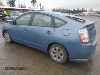 2008 Toyota Prius with VIN JTDKB20U587730958, listed as a IAAI auction lot 41992635 with 267,886 mi miles. Bid and sale history available at carsss.com. Image 3.