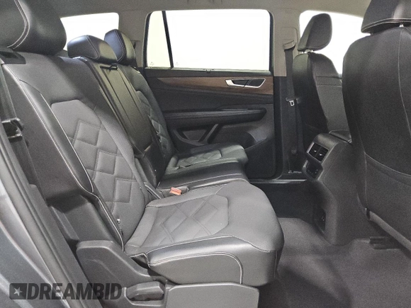 2024 Volkswagen Atlas SE z VIN 1V2WR2CA3RC537200, wystawiony jako Copart lot #55703845 z przebiegiem 38 969 mil mil oraz Czysty tytuł • Clean title. Historia ofert i sprzedaży dostępna na DreamBid. Obrazek 11.