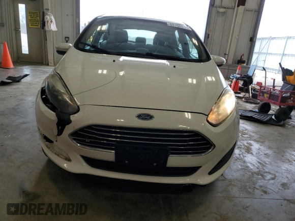 2014 Ford Fiesta SE with VIN 3FADP4EJXEM235988, listed as a Copart auction lot 53706845 with 159,960 mi miles and Clean Title. Bid and sale history available at DreamBid. Image 5.