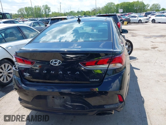 2019 Hyundai Sonata Sport z VIN 5NPE34AF1KH797081, wystawiony jako IAAI lot #42260397 z przebiegiem 72 348 mil mil oraz . Historia ofert i sprzedaży dostępna na DreamBid. Obrazek 16.