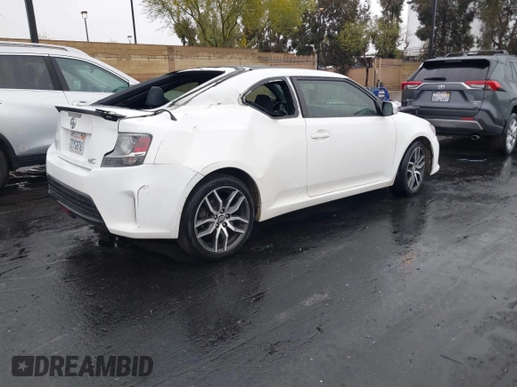 2014 Scion tC z VIN JTKJF5C77E3080128, wystawiony jako IAAI lot #42174898 z przebiegiem Nie podano mil oraz . Historia ofert i sprzedaży dostępna na DreamBid. Obrazek 4.