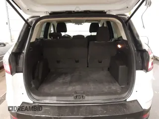 2017 Ford Escape SE with VIN 1FMCU0GD2HUA41059, listed as a IAAI auction lot 41785636 with 177,135 mi miles. Bid and sale history available at carsss.com. Image 16.