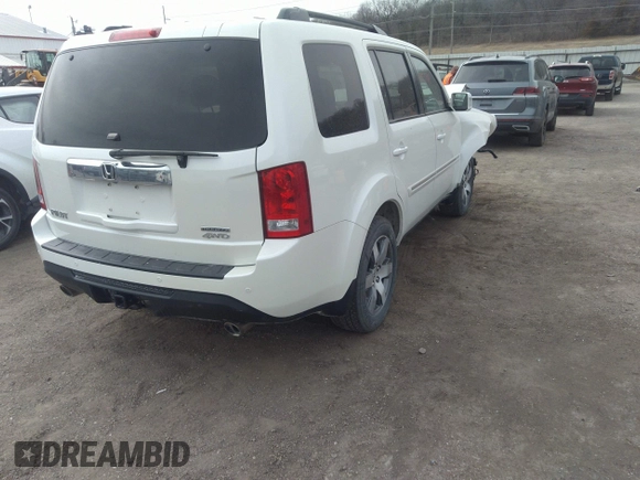 2015 Honda Pilot Touring with VIN 5FNYF4H9XFB047607, listed as a IAAI auction lot 41781534 with 157,252 mi miles. Bid and sale history available at carsss.com. Image 4.