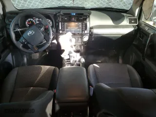 2021 Toyota 4Runner TRD Off Road with VIN JTEPU5JR9M5883825, listed as a Copart auction lot 84967664 with 52,593 mi miles and Salvage Title. Bid and sale history available at carsss.com. Image 8.