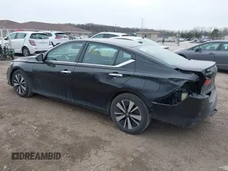 2020 Nissan Altima 2.5 SL with VIN 1N4BL4EV2LC233639, listed as a IAAI auction lot 41537672 with 85,349 mi miles. Bid and sale history available at carsss.com. Image 3.